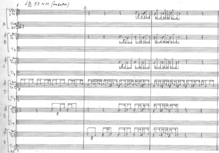LES PLEIADES DE IANNIS XENAKIS (Peaux mesures 1 à 3) © Editions Salabert. Reproduit avec l’aimable autorisation de MGB Hal Leonard