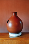 Udu non émaillé, couleur terre, surface avec polissage